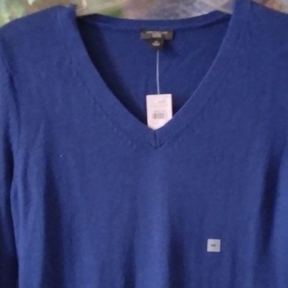 Royal Blue V Neck Ribbed Sweater - Picture 3 of 4